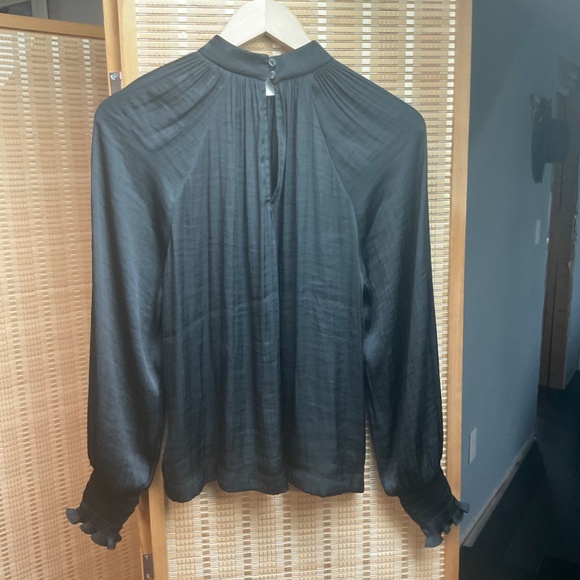 GAP Satin Mockneck Pleated Blouse in Black with Mandarin Collar - Picture 3 of 11